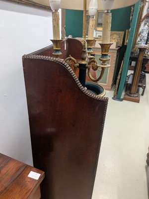 Lot 5 - A Regency mahogany open bookcase