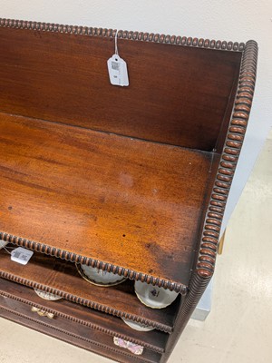 Lot 5 - A Regency mahogany open bookcase