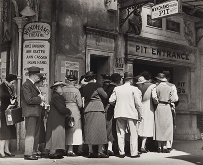 Lot 132 - Wolfgang Suschitzky (1912-2016)