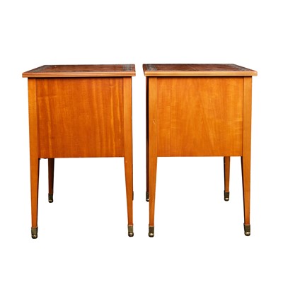 Lot 57 - A pair of William Maclean Sheraton-style bedside tables