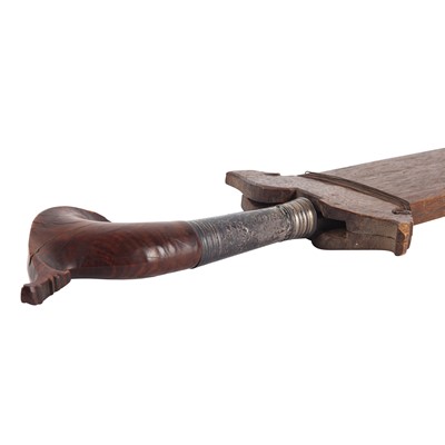 Lot 91 - A Filipino Moro people barong (sword)
