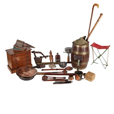 Lot 90 - Cherry Kearton, a small archive of objects