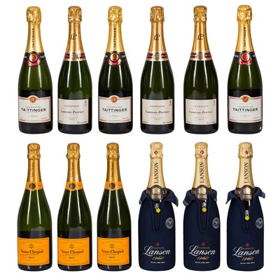 Lot 77 - A Collection of Non-Vintage Champagne - 12 bottles