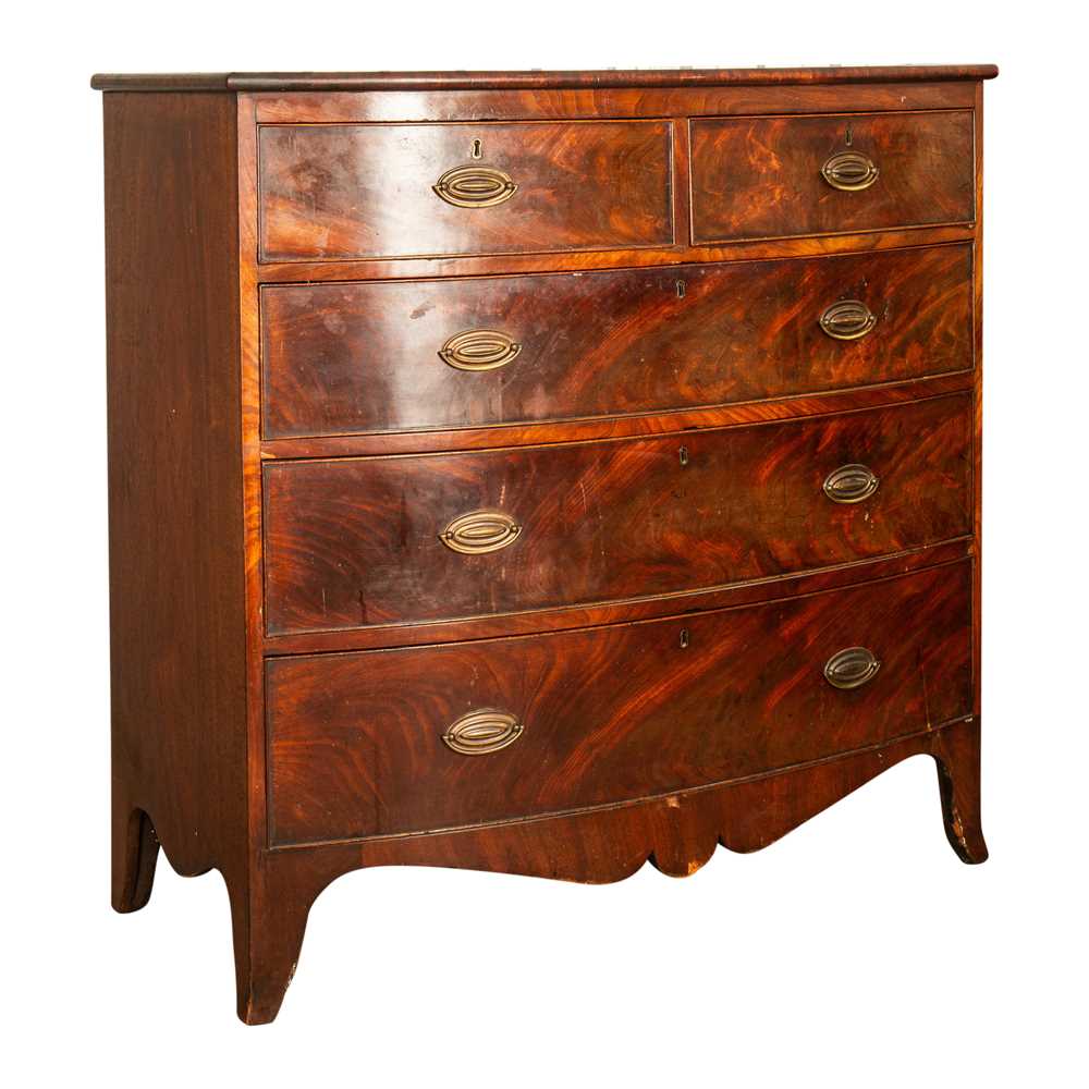 Lot 71 - A mahogany bow-fronted chest of drawers