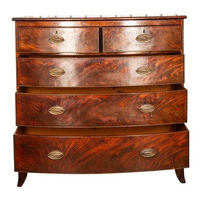 Lot 71 - A mahogany bow-fronted chest of drawers