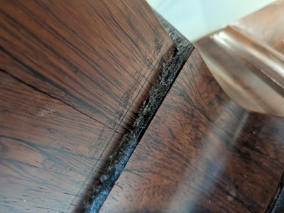 Lot 11 - A Regency rosewood circular dining table