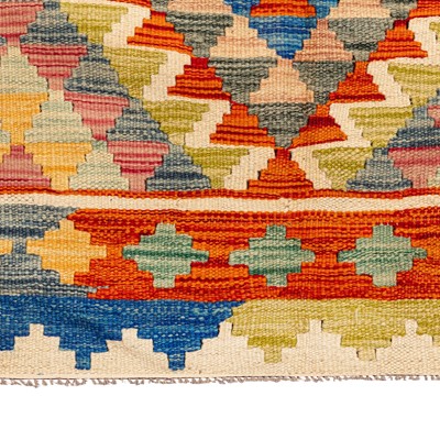 Lot 81 - A fine Turkish design kilim