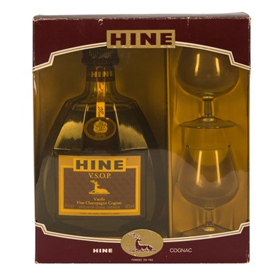 Lot 414 - Hine Cognac with two glasses - 1 Bottle