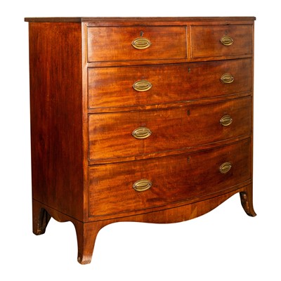 Lot 70 - A mahogany bow-fronted chest of drawers