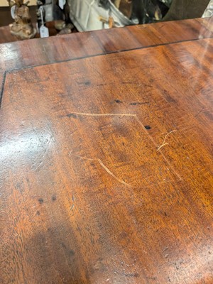 Lot 70 - A mahogany bow-fronted chest of drawers