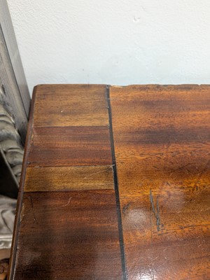 Lot 70 - A mahogany bow-fronted chest of drawers