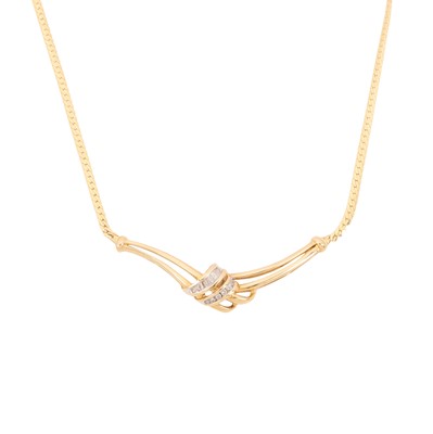 Lot 201 - A diamond necklace