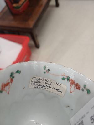 Lot 59 - A group of Chinese ceramics, Qing dynasty, Kangxi period - 19th century