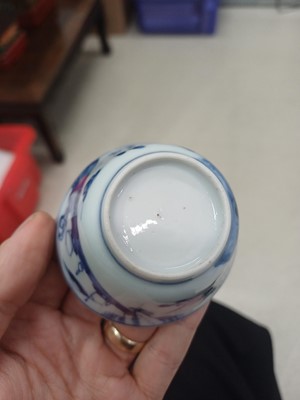 Lot 59 - A group of Chinese ceramics, Qing dynasty, Kangxi period - 19th century