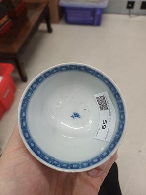 Lot 59 - A group of Chinese ceramics, Qing dynasty, Kangxi period - 19th century