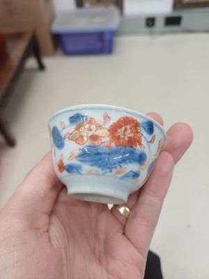 Lot 59 - A group of Chinese ceramics, Qing dynasty, Kangxi period - 19th century