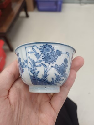 Lot 59 - A group of Chinese ceramics, Qing dynasty, Kangxi period - 19th century