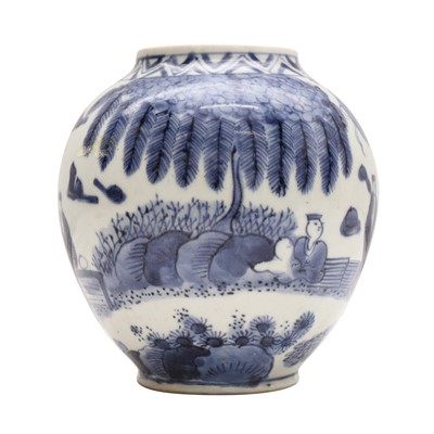 Lot 84 - A Japanese Arita blue and white vase, Edo period, 17th century
