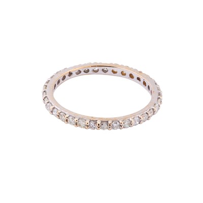 Lot 359 - A full eternity ring