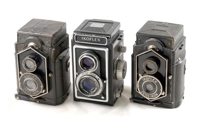 Lot 171 - Three Zeiss Ikon Ikoflex TLRs.
