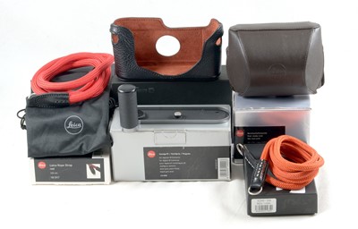 Lot 145 - Leica Steel Grey Handgrip for M Digital Cameras.