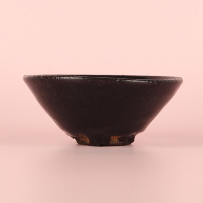 Lot 29 - A Chinese Jian black-glazed 'hare's fur' conical bowl, Song dynasty
