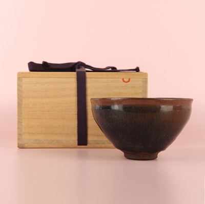 Lot 39 - A fine Chinese Jian black-glazed 'hare's fur' 'tenmoku' tea bowl, Southern Song dynasty