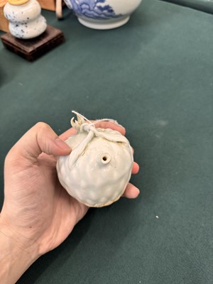 Lot 24 - A rare Chinese Qingbai water dropper, Song dynasty
