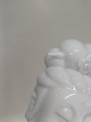 Lot 489 - A Chinese Dehua figure of Guanyin, Qing dynasty, 19th century
