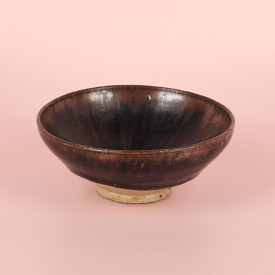 Lot 477 - A Chinese Cizhou black-glazed bowl, Song - Jin dynasty