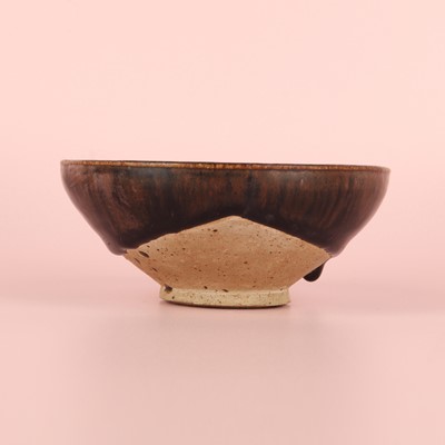 Lot 477 - A Chinese Cizhou black-glazed bowl, Song - Jin dynasty