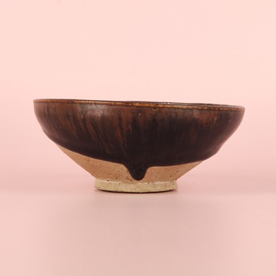 Lot 477 - A Chinese Cizhou black-glazed bowl, Song - Jin dynasty