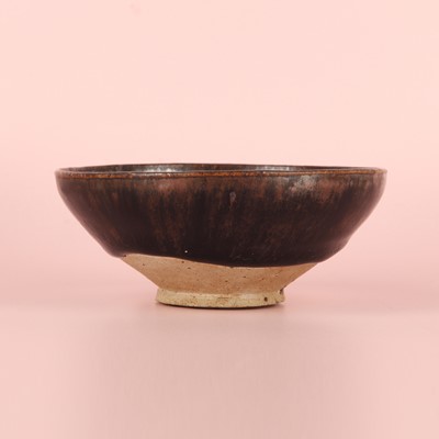 Lot 477 - A Chinese Cizhou black-glazed bowl, Song - Jin dynasty