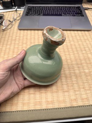 Lot 28 - A Chinese Longquan celadon stem cup / bowl, Yuan - Early Ming dynasty