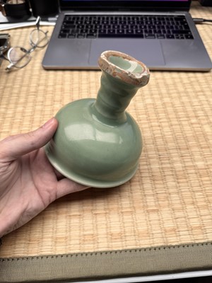Lot 28 - A Chinese Longquan celadon stem cup / bowl, Yuan - Early Ming dynasty