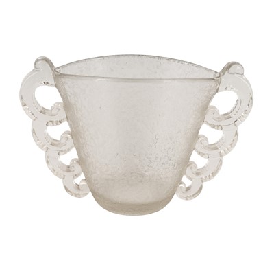 Lot 22 - Pierre D'Avesn (French 1901-1990) for Daum Nancy (attributed)