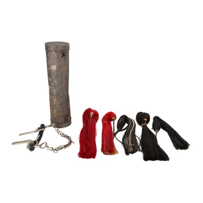 Lot 191 - A collection of cavalry regiment horse hair plumes, 19th / early 20th century