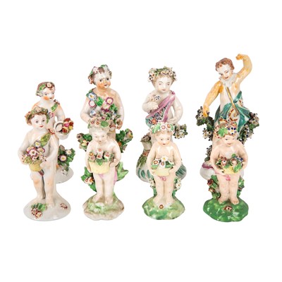 Lot 391 - A group of 18th Century porcelain figures to include Derby and Bow