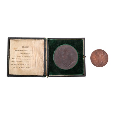 Lot 358 - Edward VII, Visit to the City of London, 1902, a bronze medal by Searle & Co