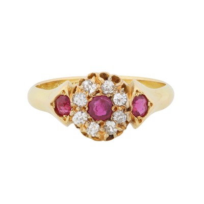 Lot 110 - A ruby and diamond ring, circa 1913