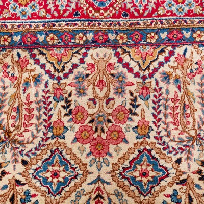 Lot 41 - A fine Kirman carpet, south Persia
