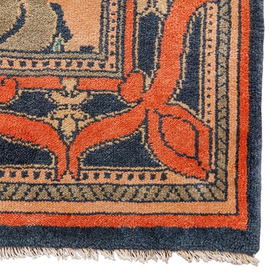 Lot 65 - A fine Arts & Crafts design carpet