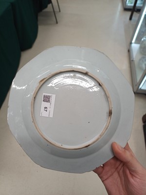 Lot 67 - A group of Chinese porcelain, Qing dynasty, 18th - 19th century