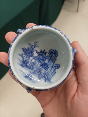 Lot 67 - A group of Chinese porcelain, Qing dynasty, 18th - 19th century