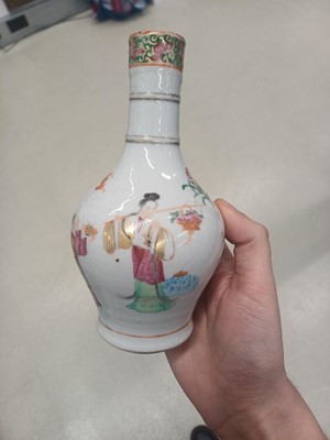 Lot 67 - A group of Chinese porcelain, Qing dynasty, 18th - 19th century