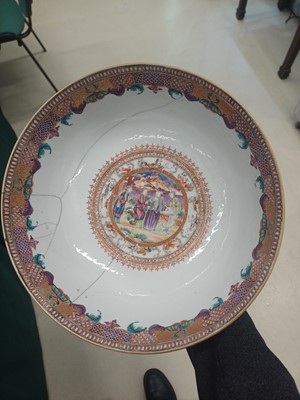 Lot 67 - A group of Chinese porcelain, Qing dynasty, 18th - 19th century