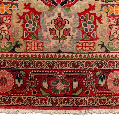 Lot 62 - A fine Sarouk rug, west Persia