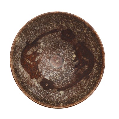 Lot 259 - A Chinese Jizhou papercut resist-decorated bowl, 20th century