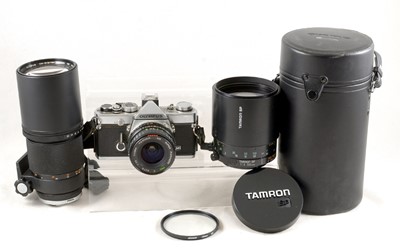 Lot 210 - Olympus 300mm f4.5 Auto-T OM Fit Telephoto Lens.