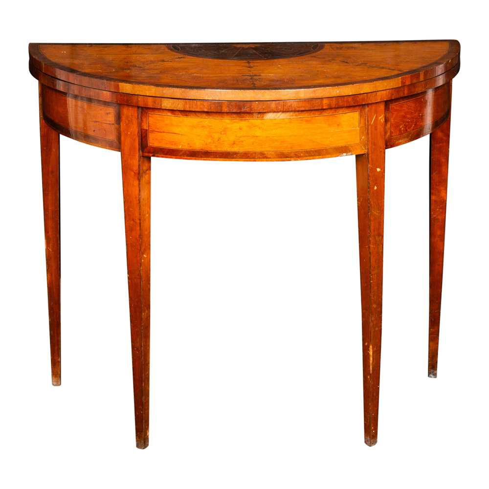 Lot 10 - A George III crossbanded satinwood turnover card table